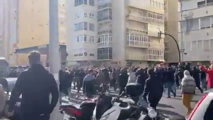 Así es el 'camión-botijo' del que se habla por la huelga del metal de Cádiz: cuánto dinero cuesta y cuántas veces se ha usado Así es el 'camión-botijo' del que se habla por la huelga del metal de Cádiz: cuánto dinero cuesta y cuántas veces se ha usado