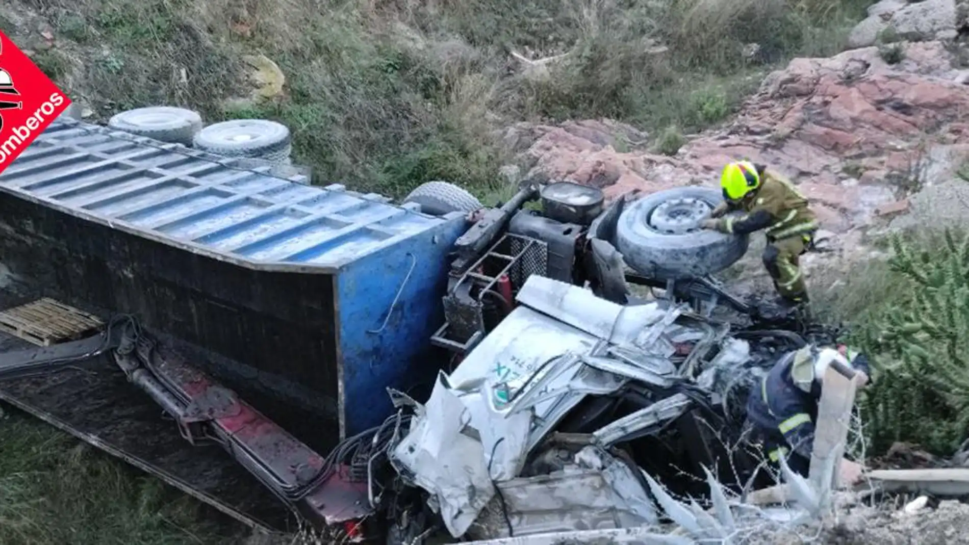 Uno de los camiones accidentados en el accidente de La Algueña. 