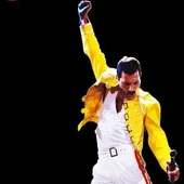 30 años de la muerte del carismático lider de famosa banda queen victima de sus excesos 30 años de la muerte del carismático lider de famosa banda queen victima de sus excesos