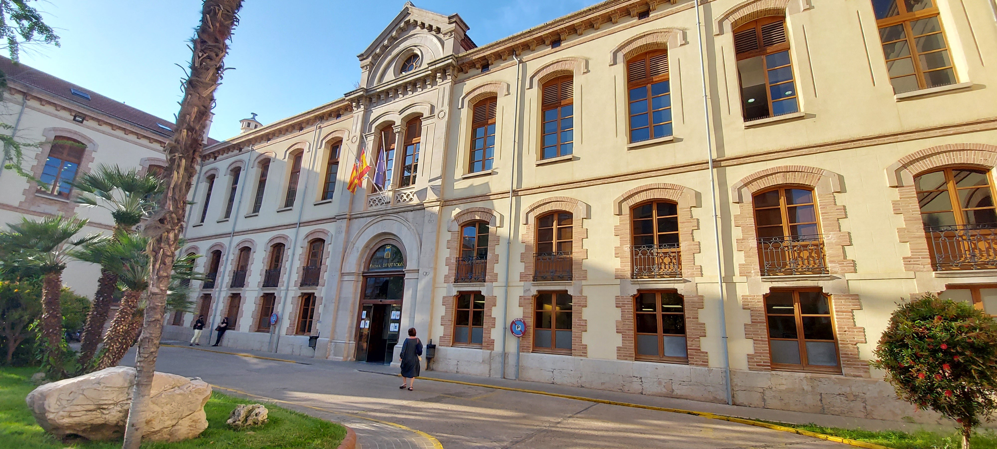 Las listas de espera para mamografías en el Hospital Provincial superan las 500 personas Las listas de espera para mamografías en el Hospital Provincial superan las 500 personas