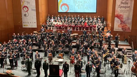 Concierto en Madrid homenaje al General de Brigada Francisco Grau Vegara en el teatro monumental concierto
