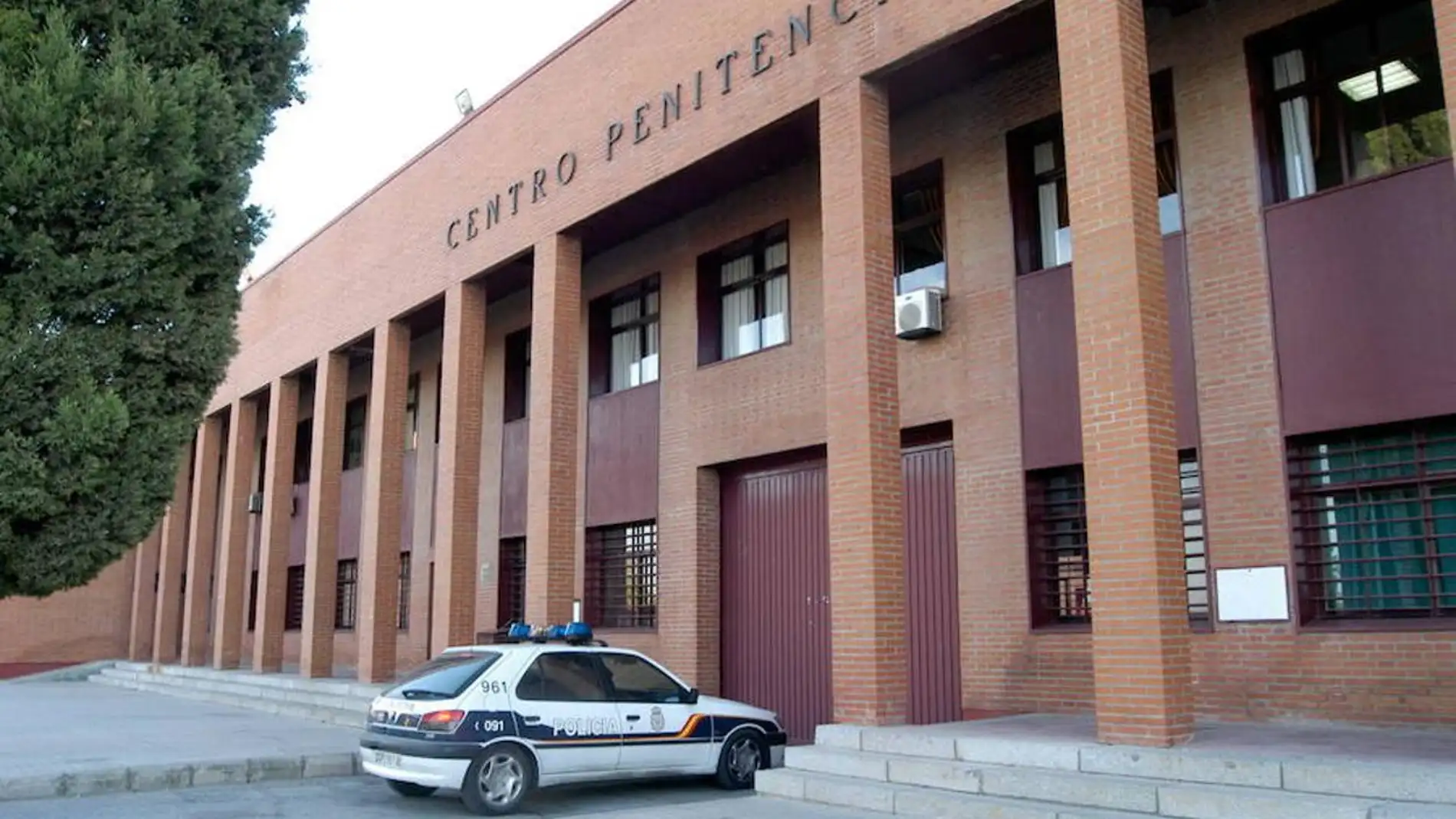 Detenidos dos hombres cuando intentaban introducir droga en la prisión de Badajoz al regresar de un permiso