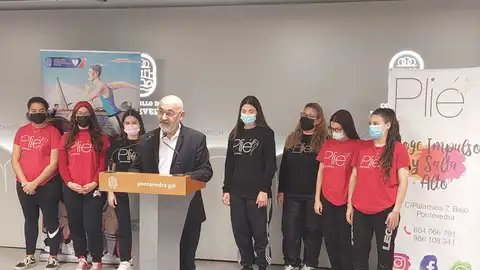 Tino Fernández, concelleiro de Deportes de Pontevedra durante a presentación do programa Más de Uno Pontevedra