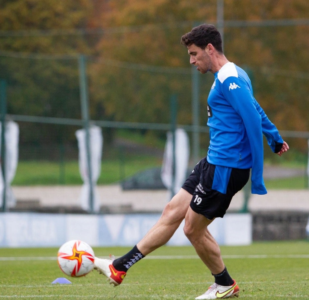 Jaime Sánchez: "Nuestro objetivo es quedar primeros y subir mediante ascenso directo" Jaime Sánchez: "Nuestro objetivo es quedar primeros y subir mediante ascenso directo"