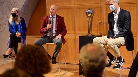 Presentaci&oacute;n en Carlos V 