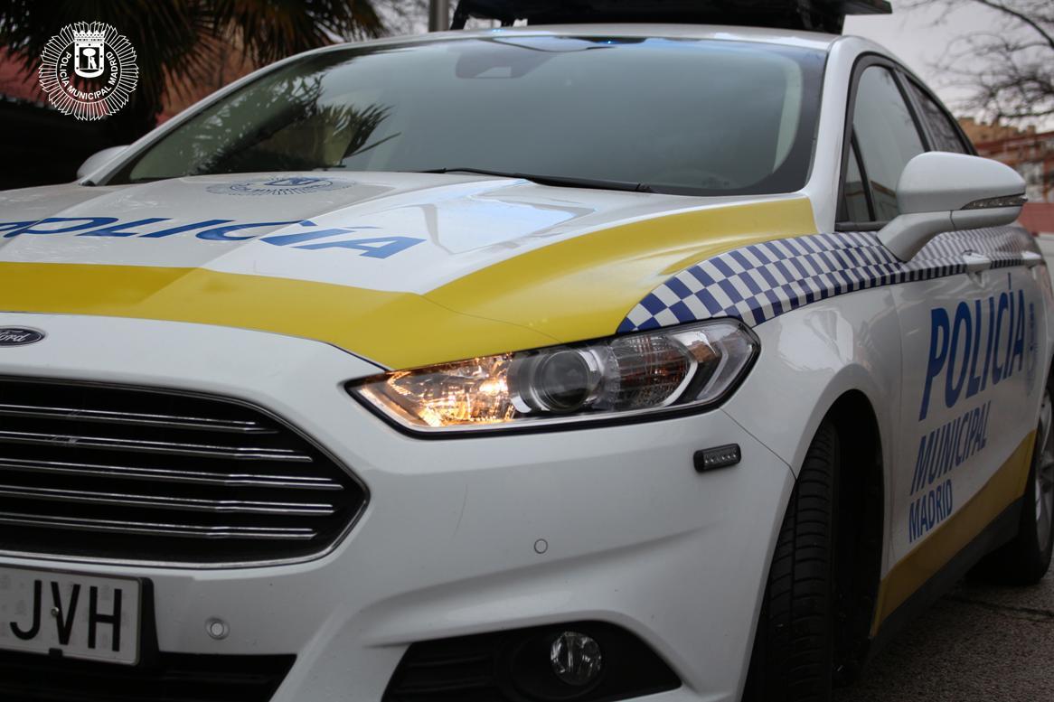 La Polícia halla restos óseos en una tienda de santería en Madrid La Polícia halla restos óseos en una tienda de santería en Madrid