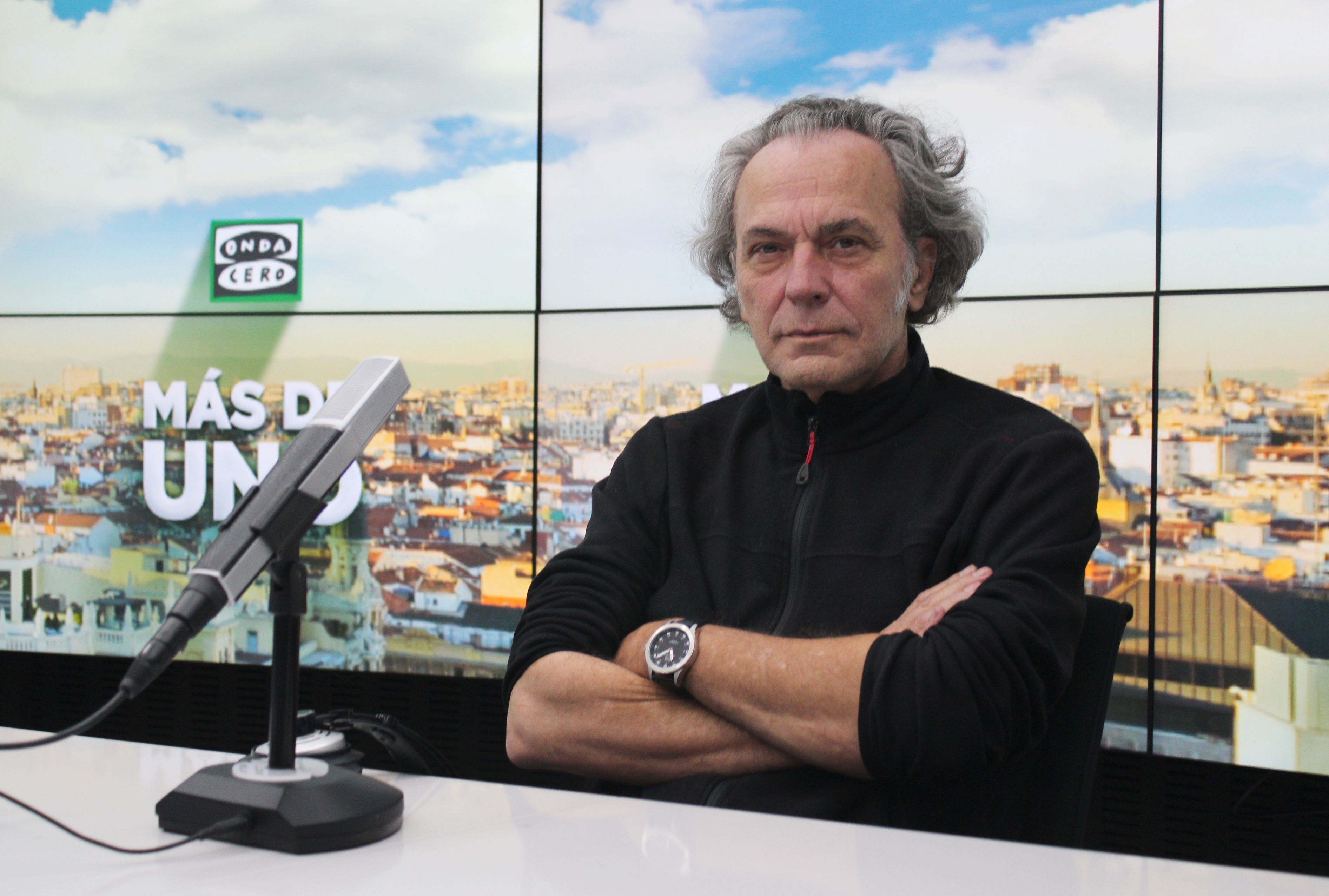 José Coronado: "La película te invita a rebelarte contra todo, a seguir adelante con tus ilusiones" José Coronado: "La película te invita a rebelarte contra todo, a seguir adelante con tus ilusiones"