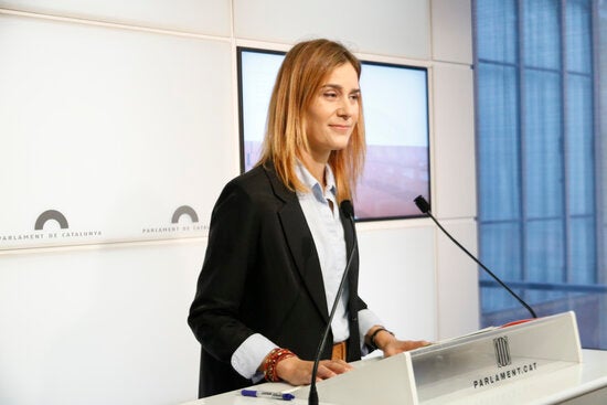 Els comuns reclamen revisar l’ús de les pistoles Tàser per part dels Mossos Els comuns reclamen revisar l’ús de les pistoles Tàser per part dels Mossos