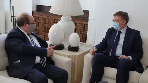 Miquel Iceta y Ximo Puig en el Ministerio de Cultura. Miquel Iceta y Ximo Puig en el Ministerio de Cultura.