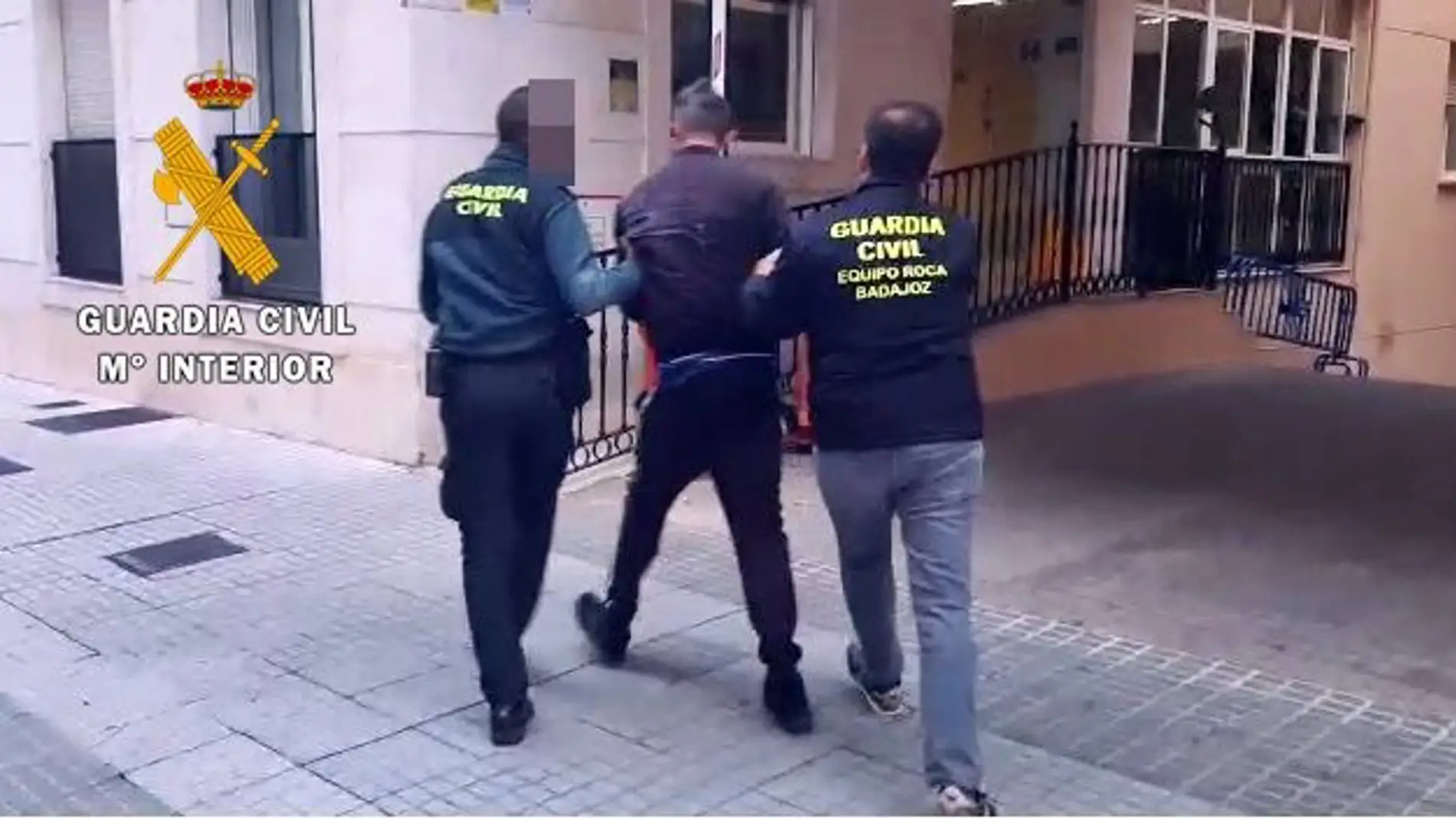 Cinco detenidos en La Albuera como presuntos miembros de un grupo acusado de 62 robos en fincas de Badajoz
