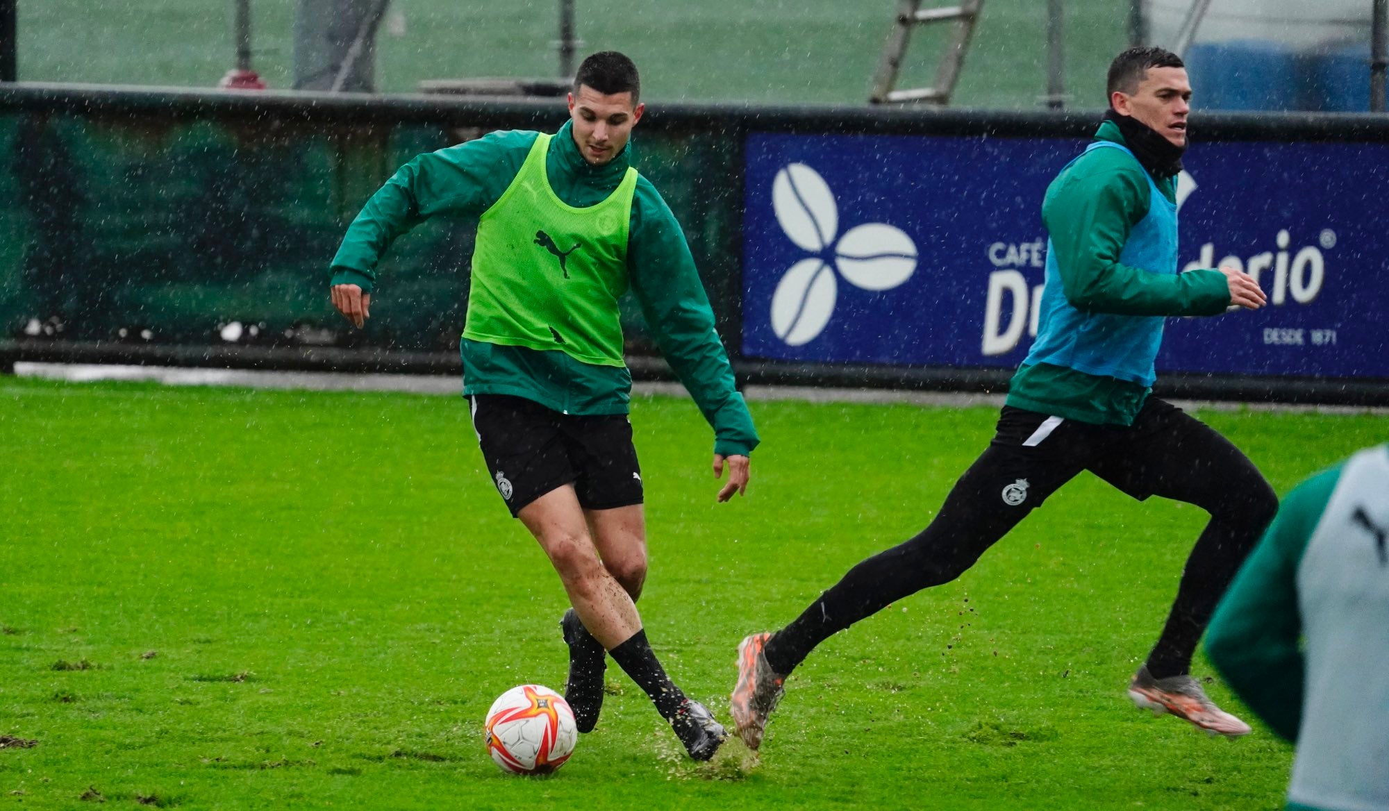 Más de uno Cantabria. Deporte 03/12/2021 Más de uno Cantabria. Deporte 03/12/2021