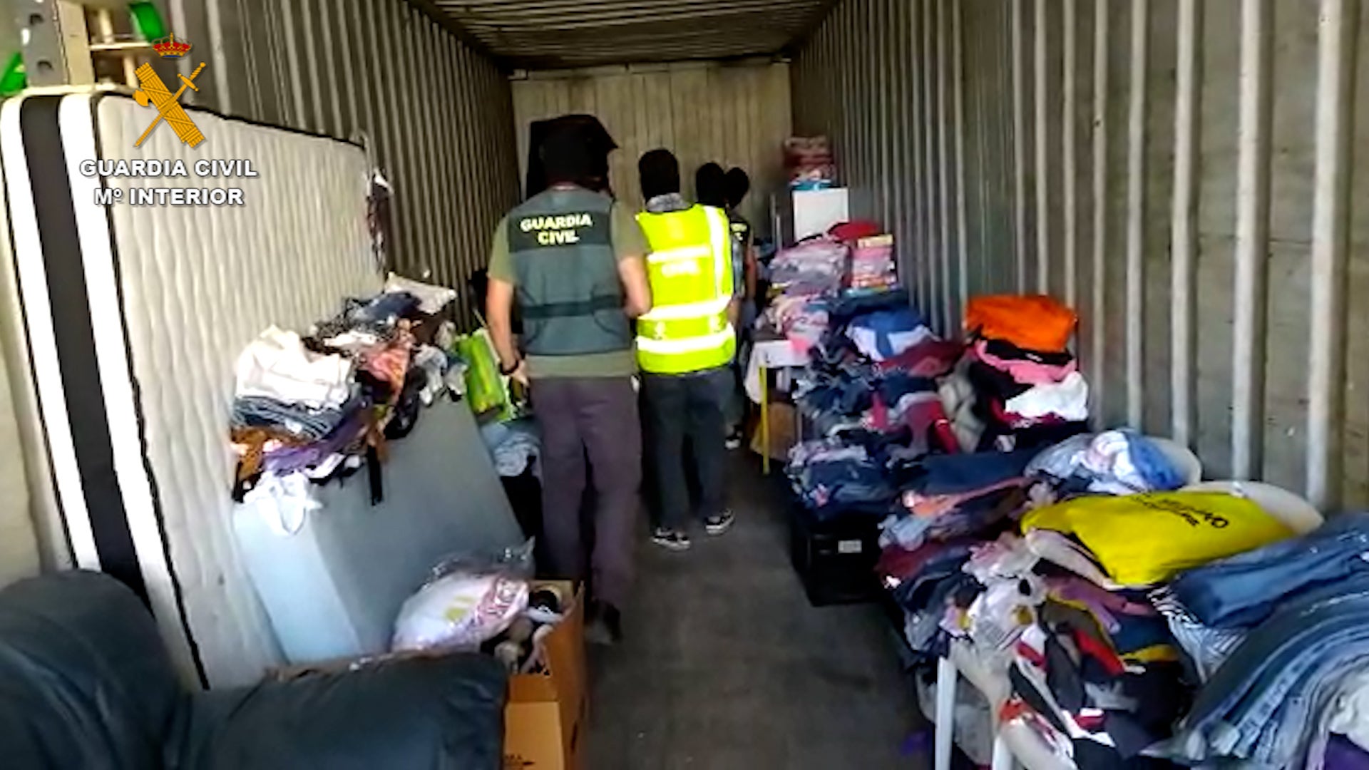 Detenido por apropiarse de donaciones para La Palma y venderlas en tiendas de segunda mano Detenido por apropiarse de donaciones para La Palma y venderlas en tiendas de segunda mano