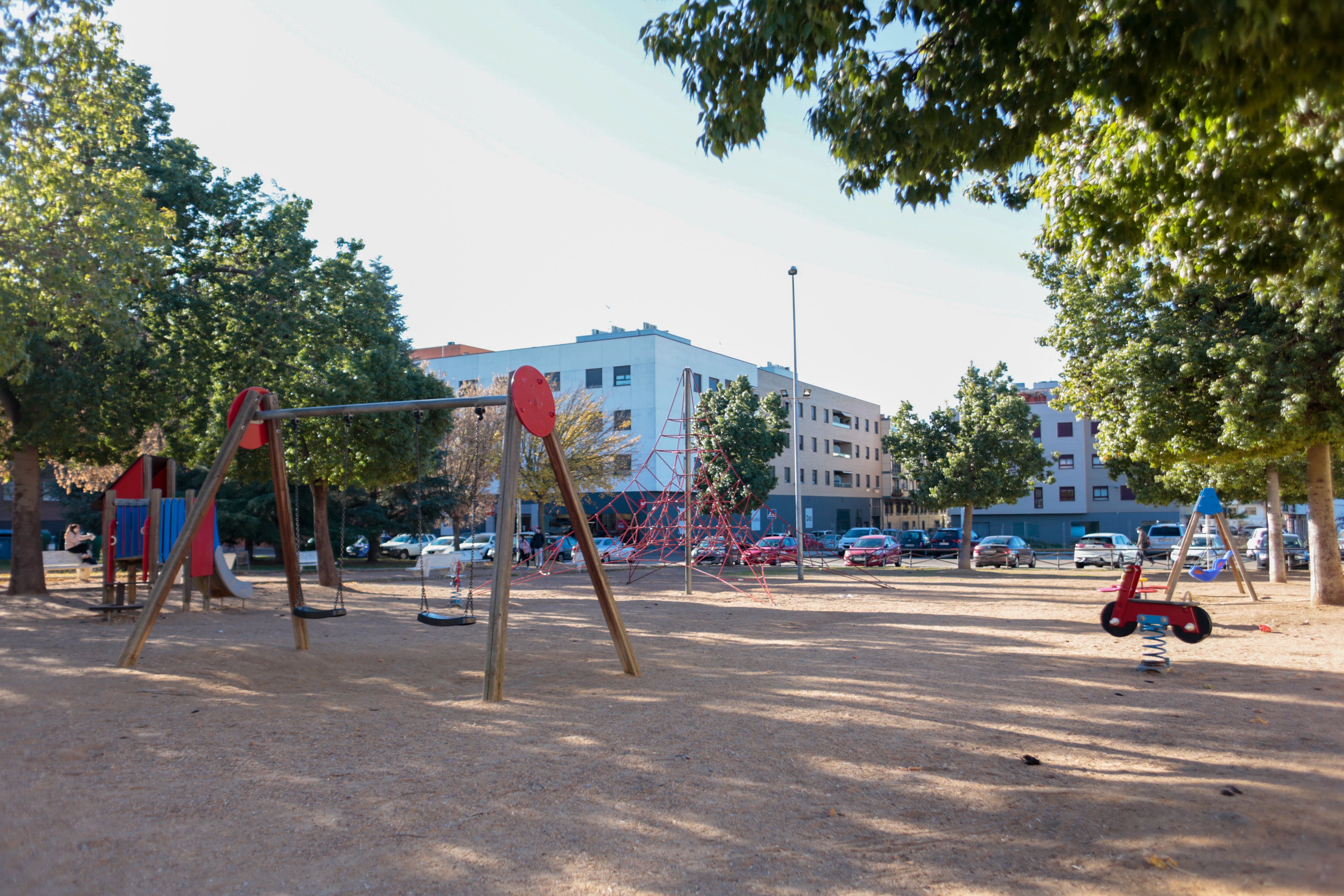 Renovación en el parque infantil del Diocles Renovación en el parque infantil del Diocles