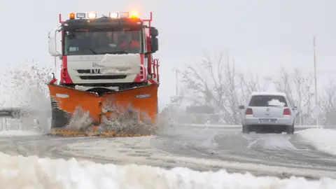 La Delegación del Gobierno recomienda adelantar el regreso del puente ante la alerta por nevadas Meteorología