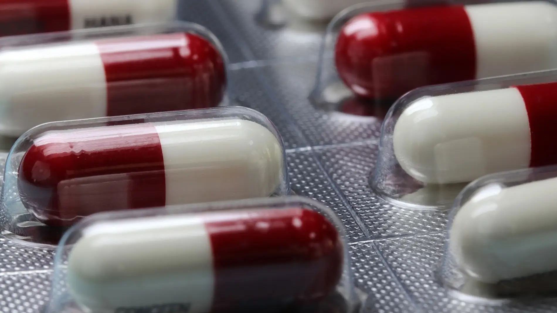 Fin de los prospectos de los medicamentos en papel: cómo se podrán leer y primeros fármacos afectados