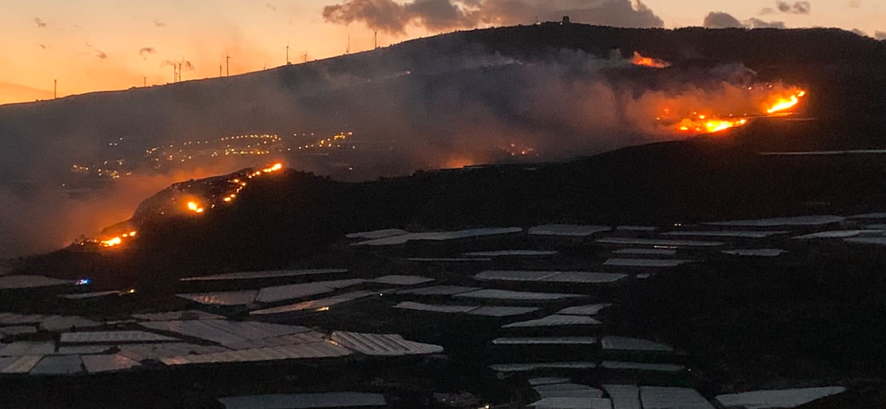 Antonia Antequera: " Se está valorando la posibilidad de que los 50 desalojados puedan volver a sus viviendas ". Antonia Antequera: " Se está valorando la posibilidad de que los 50 desalojados puedan volver a sus viviendas ".