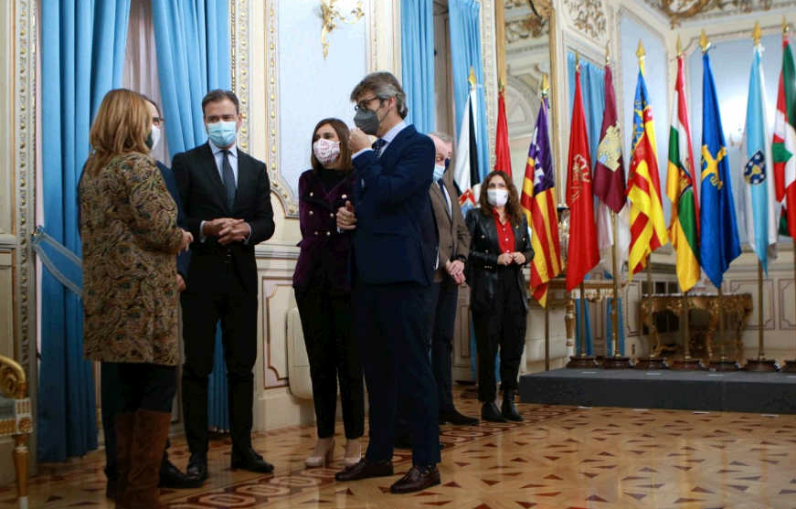 El consejero Ortuño Murcia califica de "despropósito" que la reforma del sistema de financiación no esté incluida en la Conferencia de Presidentes El consejero Ortuño Murcia califica de "despropósito" que la reforma del sistema de financiación no esté incluida en la Conferencia de Presidentes