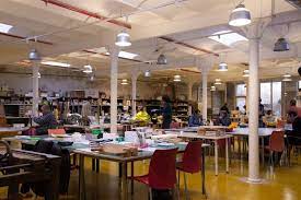 La Troballa, una botiga per connectar la ciutadania amb el sensellarisme La Troballa, una botiga per connectar la ciutadania amb el sensellarisme