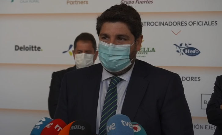 López Miras pide al Gobierno de España que de manera urgente autorice la tercera dosis de la vacuna a toda la población López Miras pide al Gobierno de España que de manera urgente autorice la tercera dosis de la vacuna a toda la población