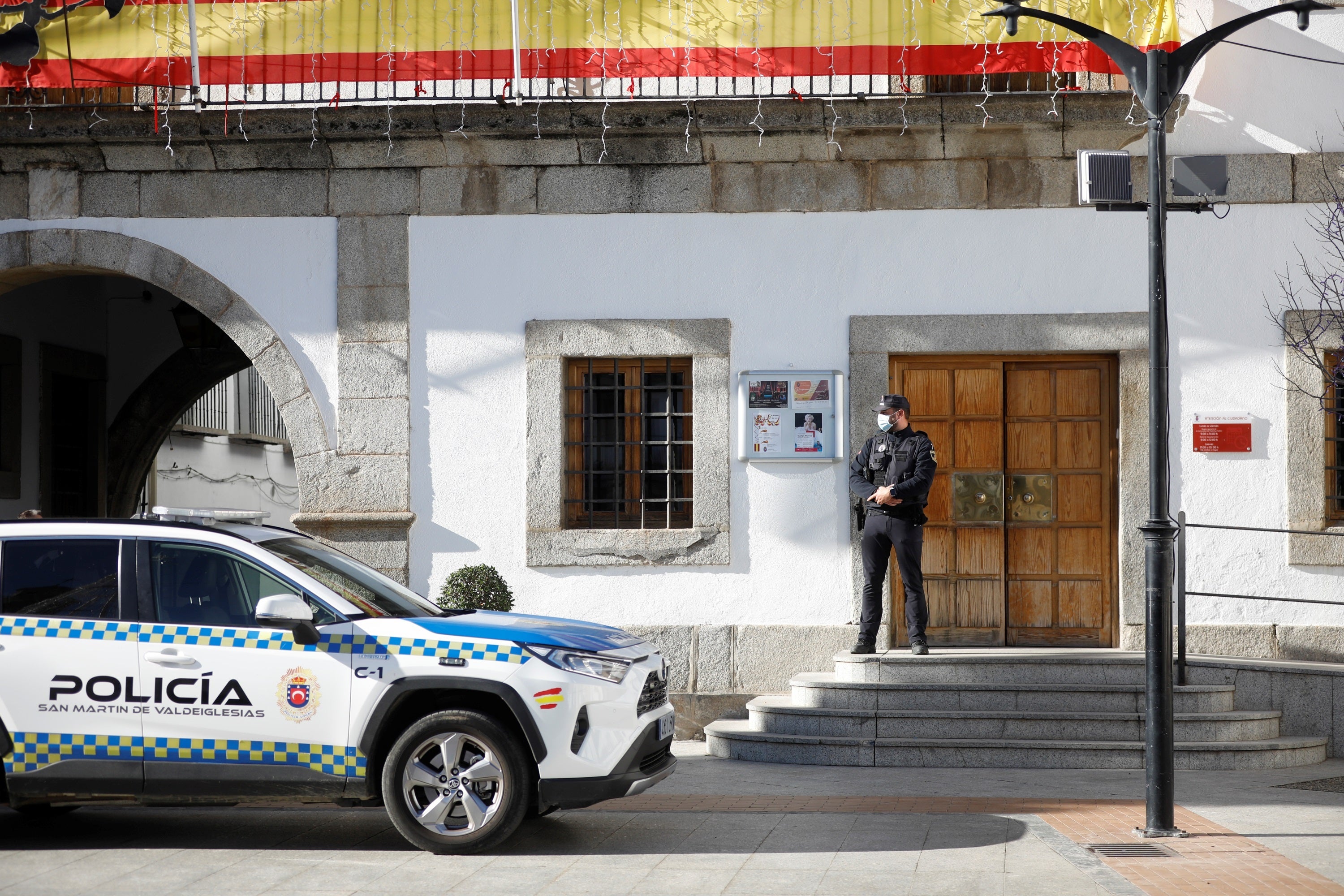 Detenida la exalcaldesa socialista de San Martín de Valdeiglesias por corrupción urbanística Detenida la exalcaldesa socialista de San Martín de Valdeiglesias por corrupción urbanística