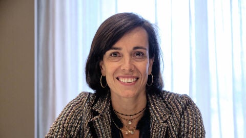  Elena Carrera, Subdirectora General , Direcci&oacute; d&rsquo;Efici&egrave;ncia i Projectes Corporatius de Banc Sabadell. 