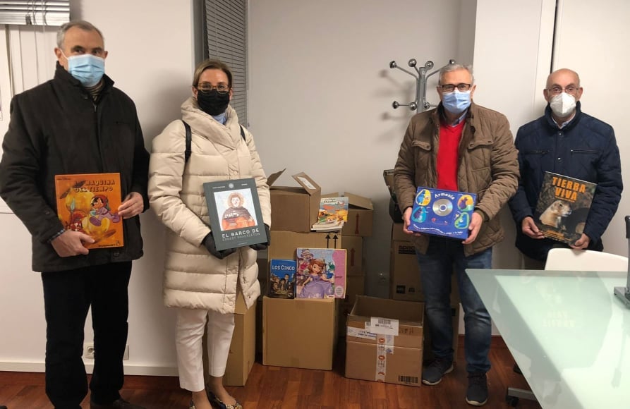 500 libros recogidos "para que ningún niño se quede sin imaginación" 500 libros recogidos "para que ningún niño se quede sin imaginación"