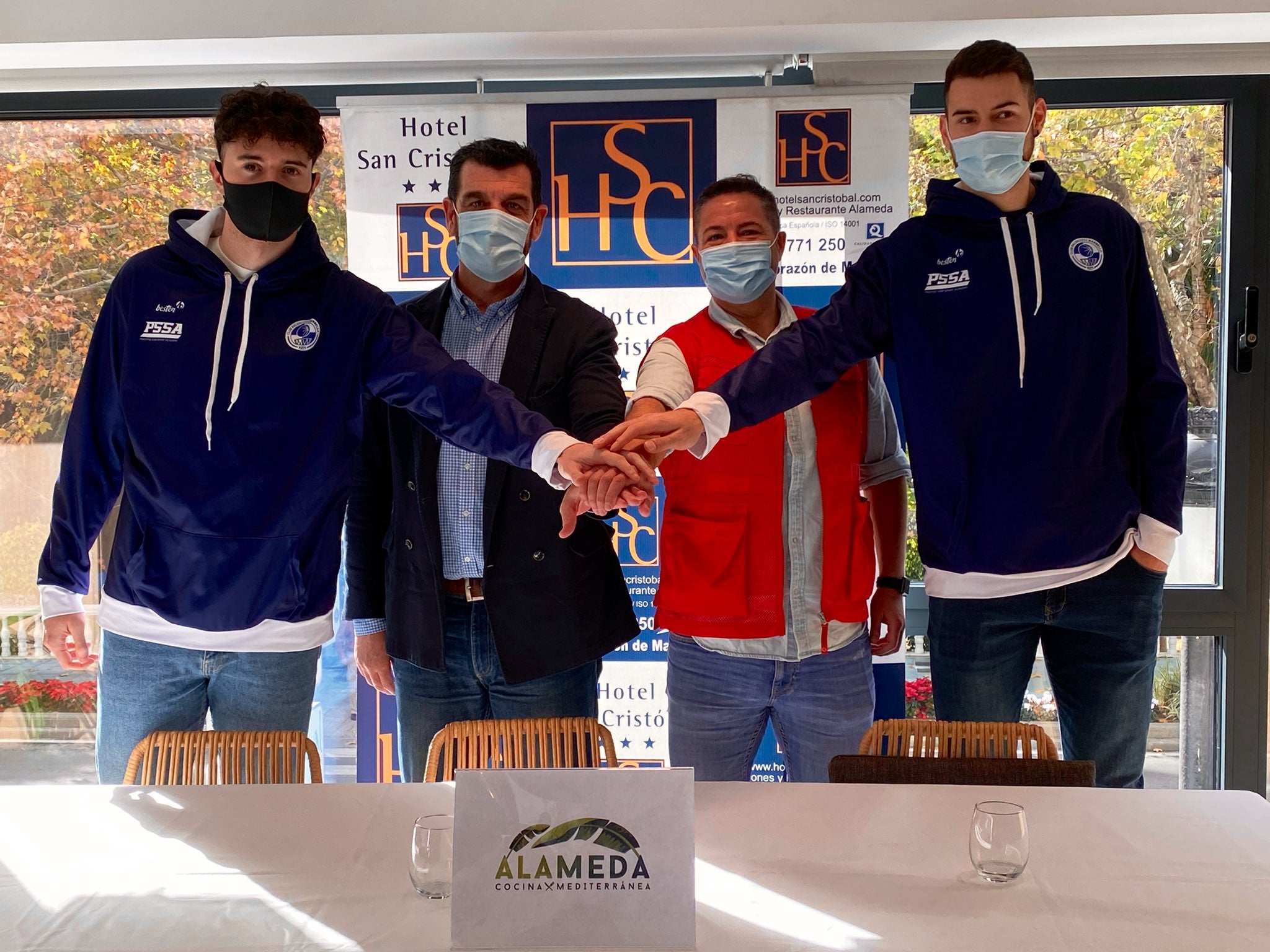 CB Marbella y Cruz Roja lanzan la campaña ‘Una entrada, un juguete’ CB Marbella y Cruz Roja lanzan la campaña ‘Una entrada, un juguete’