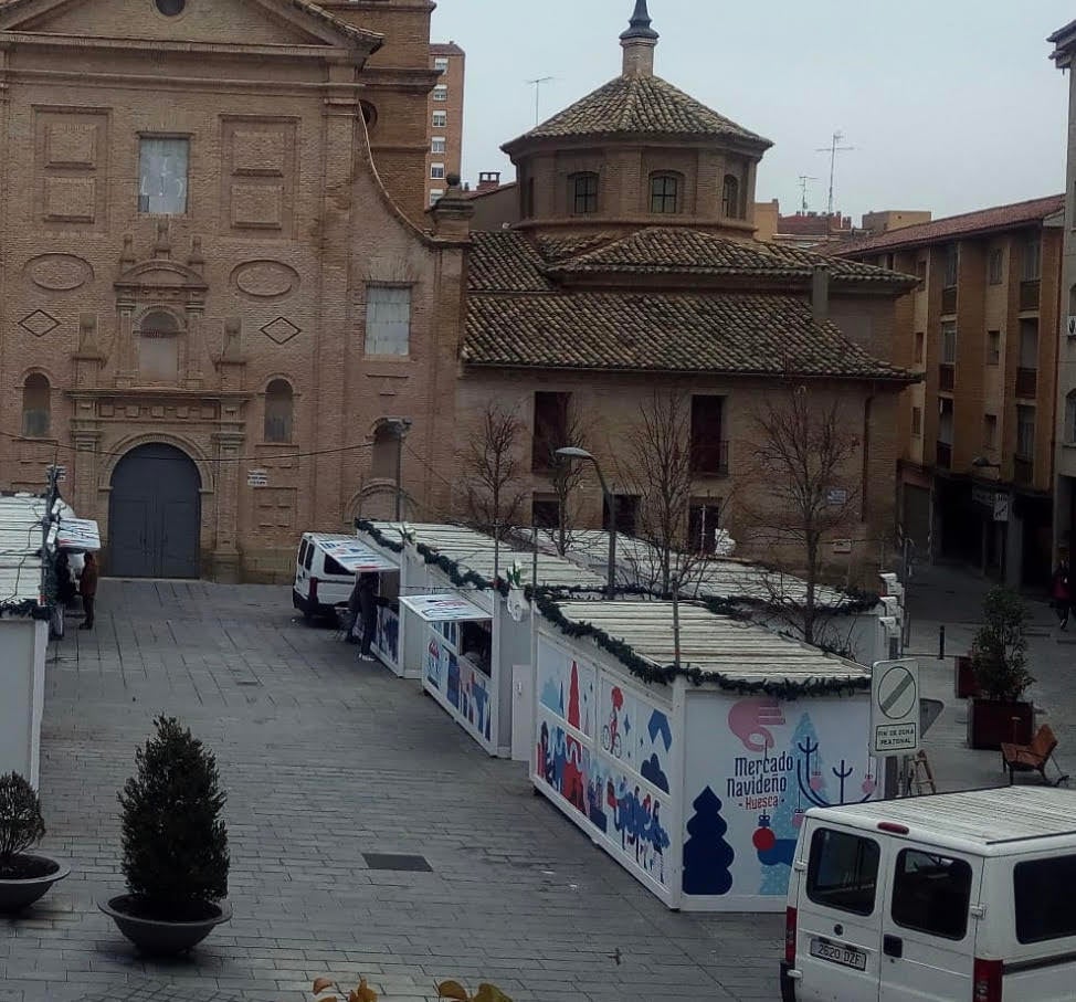 Mercado de artesanía y otras actividades prenavideñas Mercado de artesanía y otras actividades prenavideñas