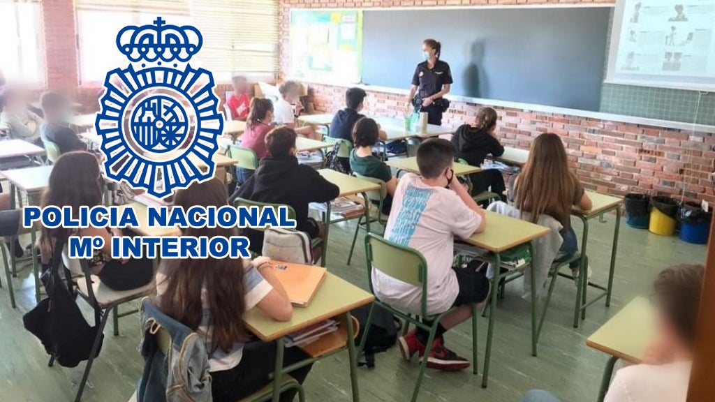 Dos menores detenidos por golpear y causar lesiones a sendos compañeros de instituto en Alicante Dos menores detenidos por golpear y causar lesiones a sendos compañeros de instituto en Alicante