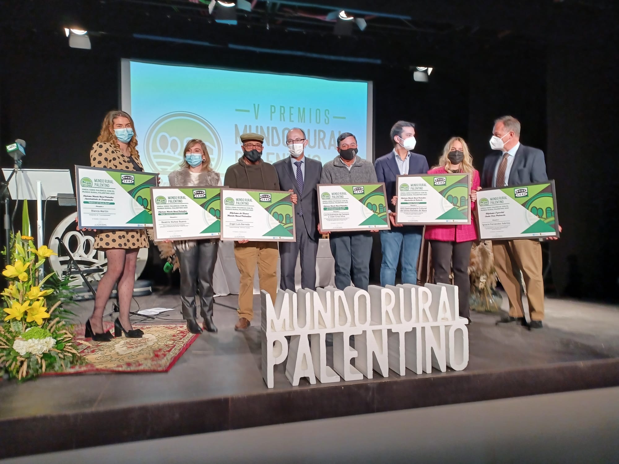 La Brújula de Castilla y León. La Legua con Julio César Izquierdo. Especial premios MUNDO RURAL PALENTINO La Brújula de Castilla y León. La Legua con Julio César Izquierdo. Especial premios MUNDO RURAL PALENTINO