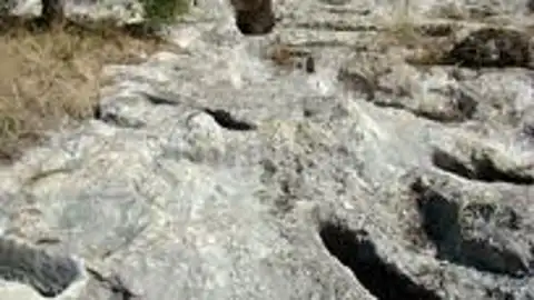 Imagen de archivo de la necrópolis de Fuente de Ramos Imagen de archivo de la necrópolis de Fuente de Ramos