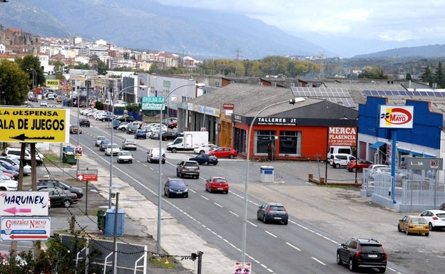 La Junta urge al Gobierno a firmar el convenio para poder licitar las obras de la avenida Martín Palomino en Plasencia La Junta urge al Gobierno a firmar el convenio para poder licitar las obras de la avenida Martín Palomino en Plasencia