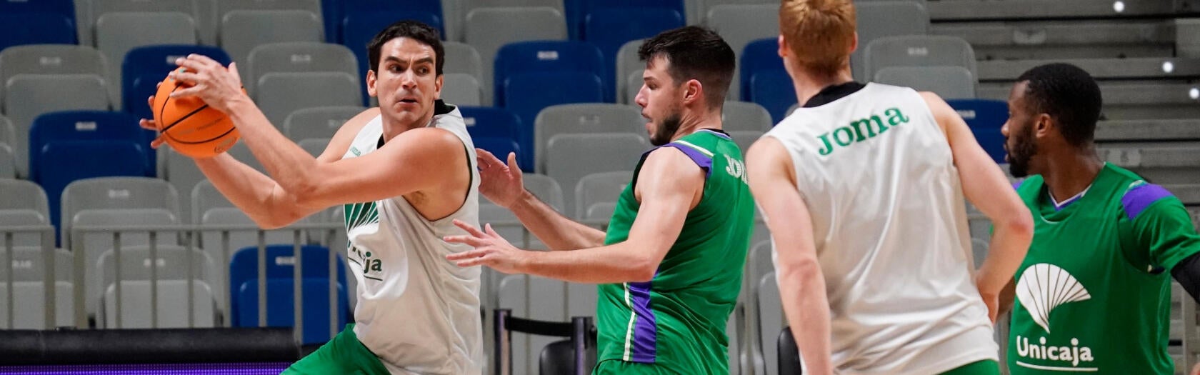 Carlos Suárez: "El rebote defensivo será clave para ganar al Joventut" Carlos Suárez: "El rebote defensivo será clave para ganar al Joventut"
