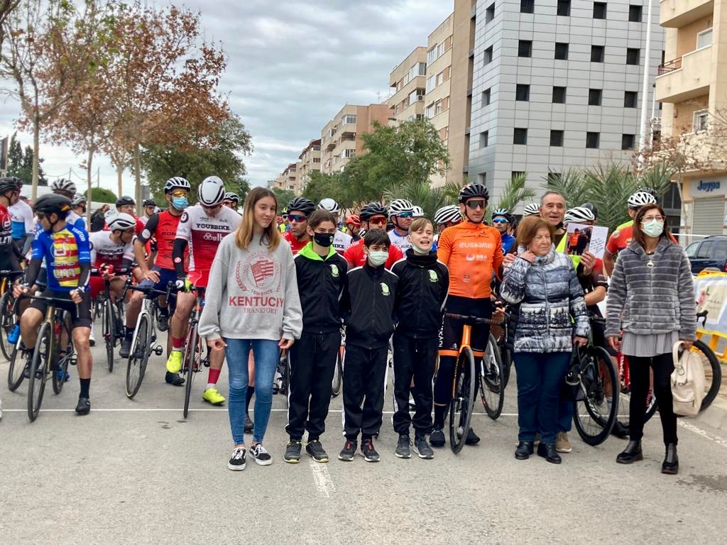 La Unión Ciclista Ilicitana homenajea a Paco García Murcia, su alma máter La Unión Ciclista Ilicitana homenajea a Paco García Murcia, su alma máter