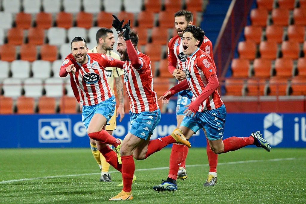 Brote de positivos en el Lugo: 22 contagiados, 14 de ellos jugadores Brote de positivos en el Lugo: 22 contagiados, 14 de ellos jugadores