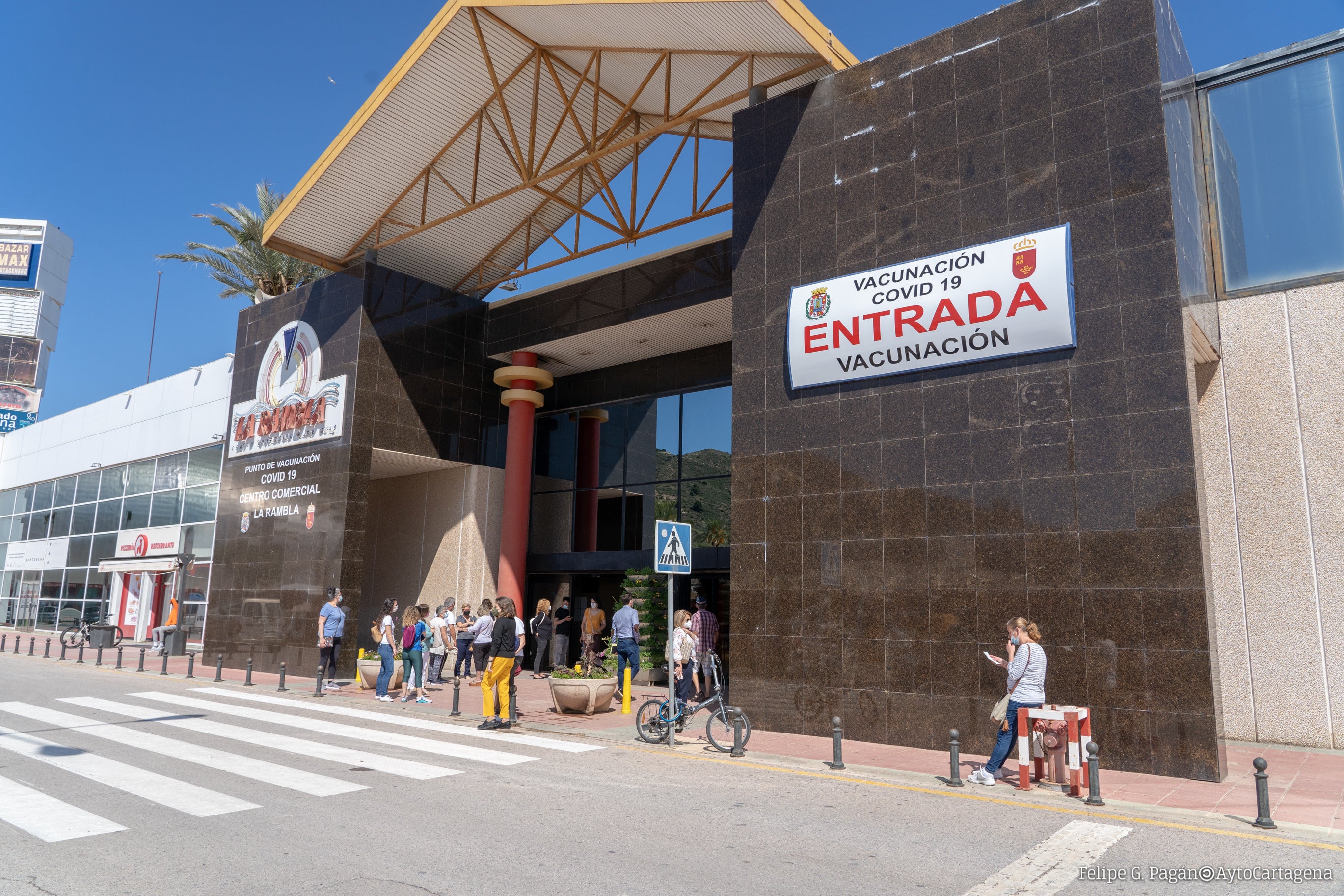 La Rambla se refuerza con 6 enfermeros y 6 administrativos desde este martes para vacunación de niños y adultos La Rambla se refuerza con 6 enfermeros y 6 administrativos desde este martes para vacunación de niños y adultos