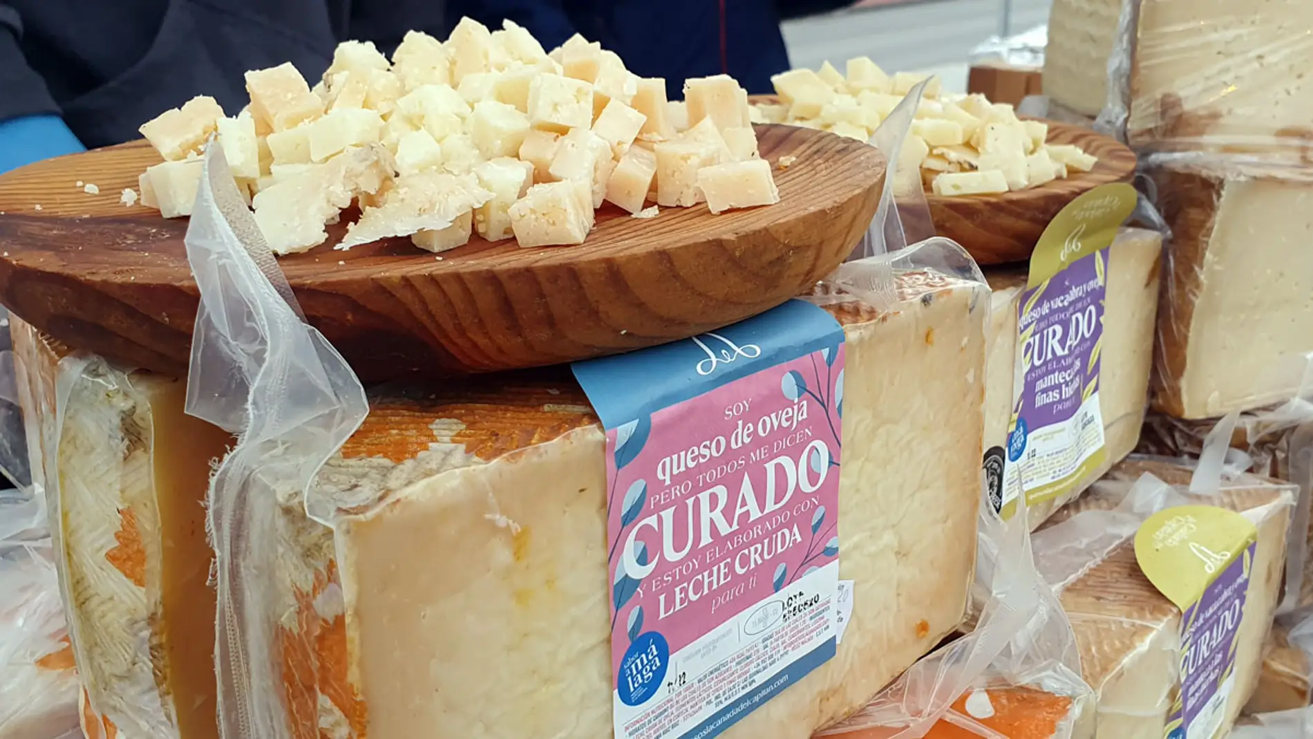 El Mercado Quesos de Málaga, celebrado en Coín, puso el mejor sabor al pasado fin de semana