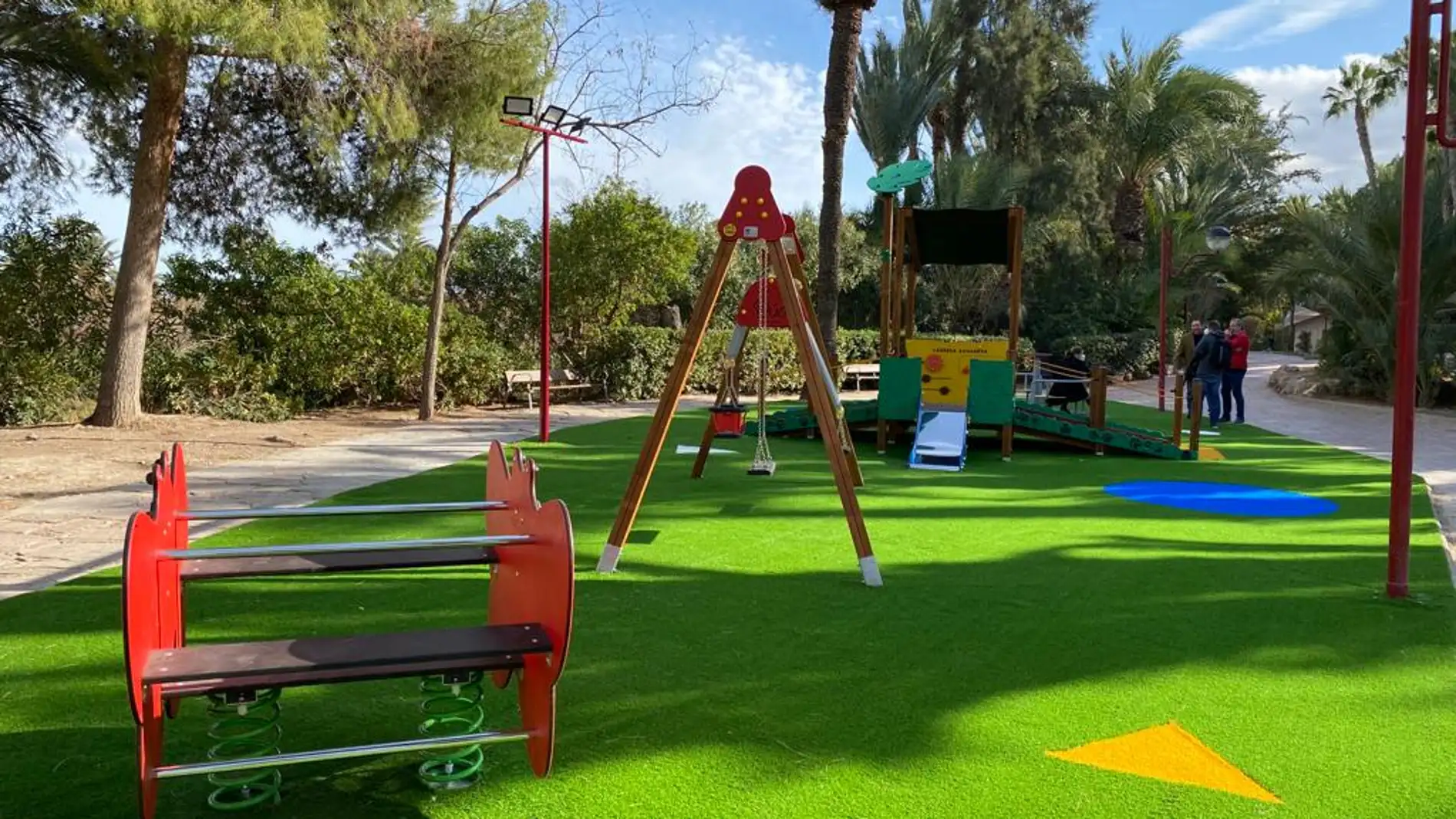 Albatera apuesta por la infancia y nuevas zo-nas infantiles situado en el Parque de la Huerta   
