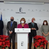 Olmedo junto a los diferentes delegados de la Junta en Ciudad Real Olmedo junto a los diferentes delegados de la Junta en Ciudad Real