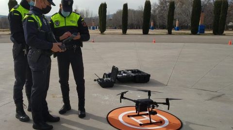 La Polic&iacute;a Local de Alcal&aacute; de Henares dispone de 3 drones para operaciones de control de aforo en v&iacute;a p&uacute;blica, seguridad en eventos y labores de auxilio y rescate en zonas de dif&iacute;cil acceso 