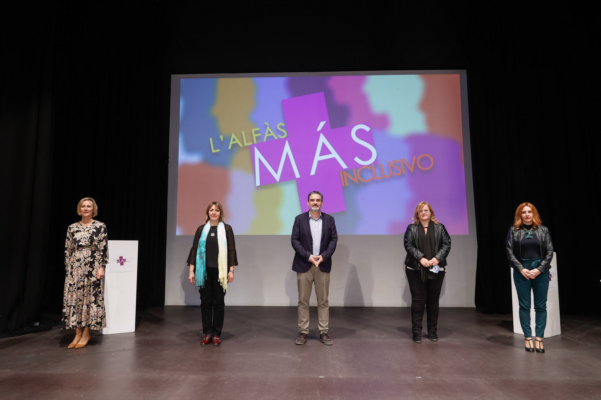 L'Alfàs del pi presenta a las asociaciones su programa de inclusión con 5,8 millones de inversión L'Alfàs del pi presenta a las asociaciones su programa de inclusión con 5,8 millones de inversión