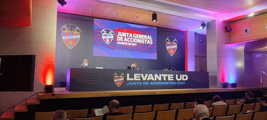 Quico Catalán: "Nos van a tener que matar para no estar en primera" Quico Catalán: "Nos van a tener que matar para no estar en primera"