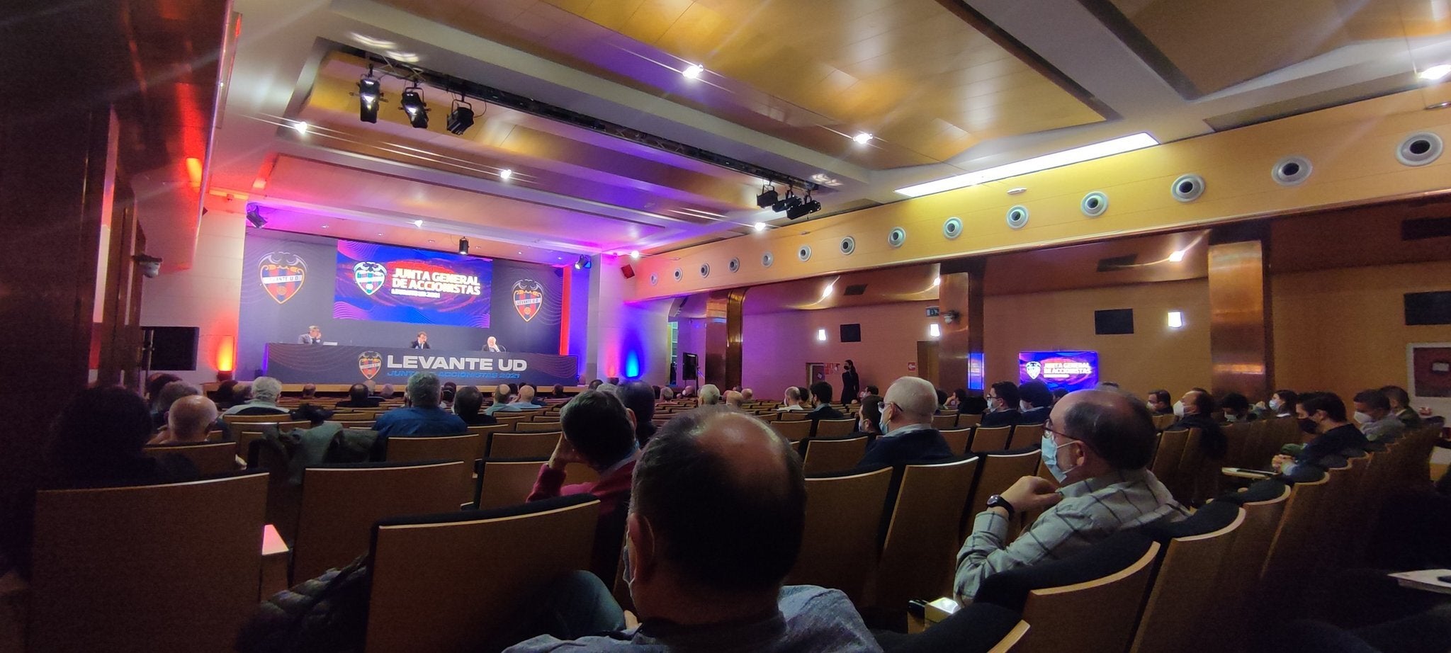 La nueva dirección deportiva dependerá de estar en Primera o Segunda La nueva dirección deportiva dependerá de estar en Primera o Segunda