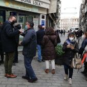 La tradicional "Doña Lola" de Toledo reparte también el 34.345, un quinto premio