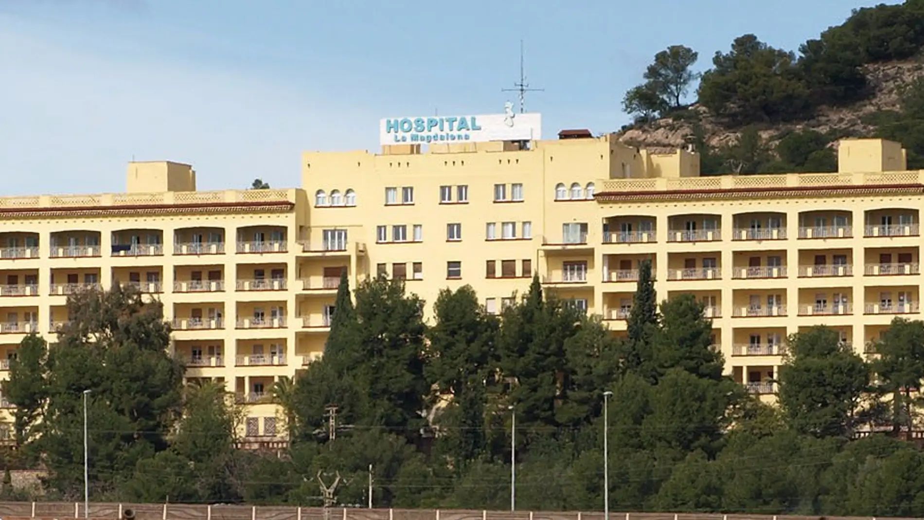 El Departament de Salut de Castelló desmiente el traslado de pacientes covid a Valencia. 