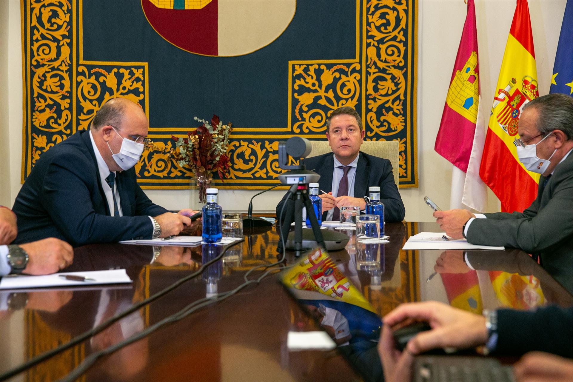 Castilla - La Mancha pide paraguas jurídico y reclama más fondos Covid Castilla - La Mancha pide paraguas jurídico y reclama más fondos Covid