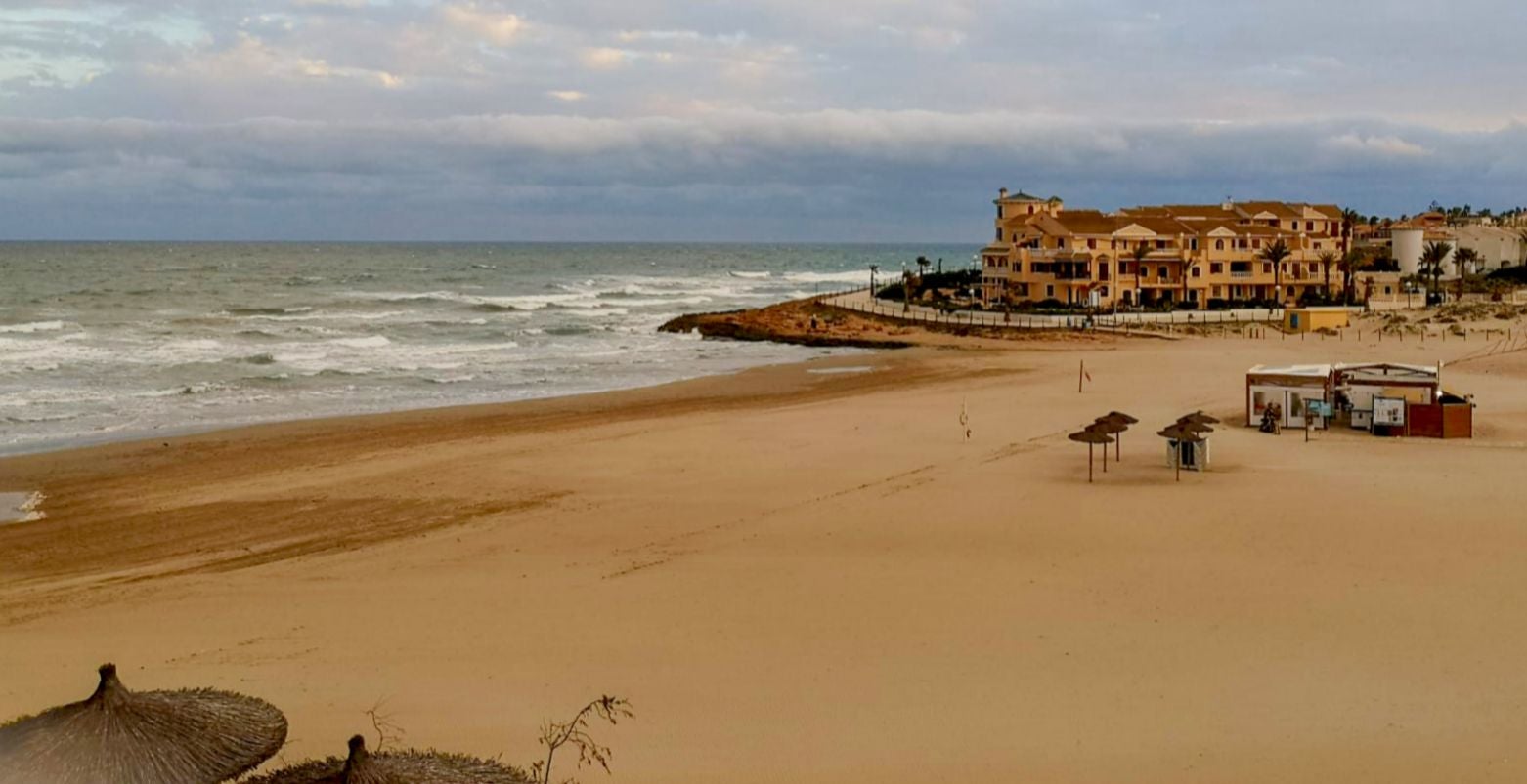 Orihuela cierra las playas el día de Navidad para evitar aglomeraciones teniendo en cuenta la situación Orihuela cierra las playas el día de Navidad para evitar aglomeraciones teniendo en cuenta la situación