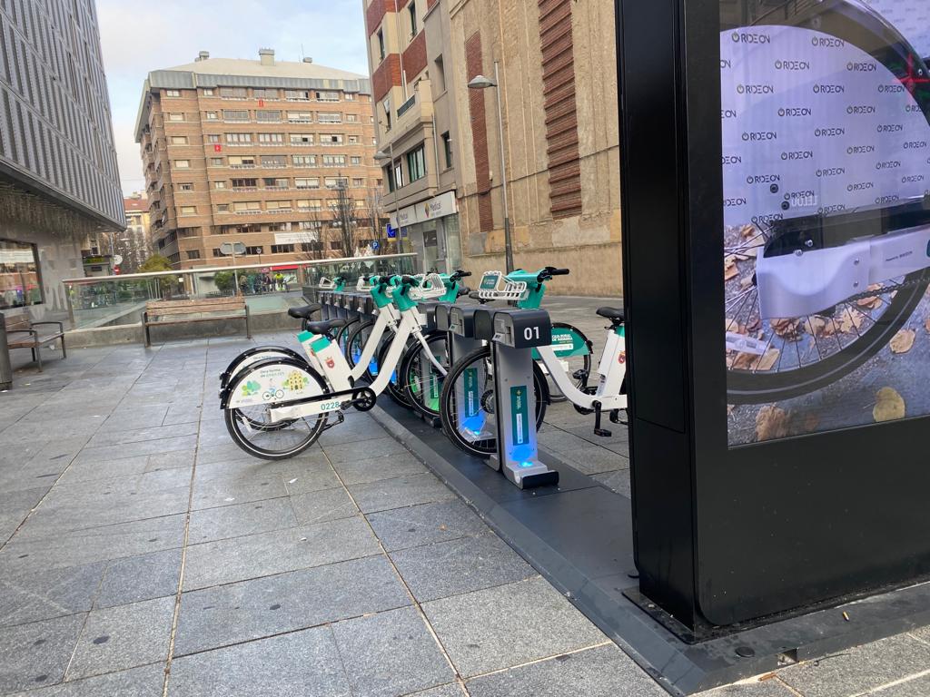 El Ayuntamiento de Pamplona readaptará las tarifas de la bici eléctrica El Ayuntamiento de Pamplona readaptará las tarifas de la bici eléctrica