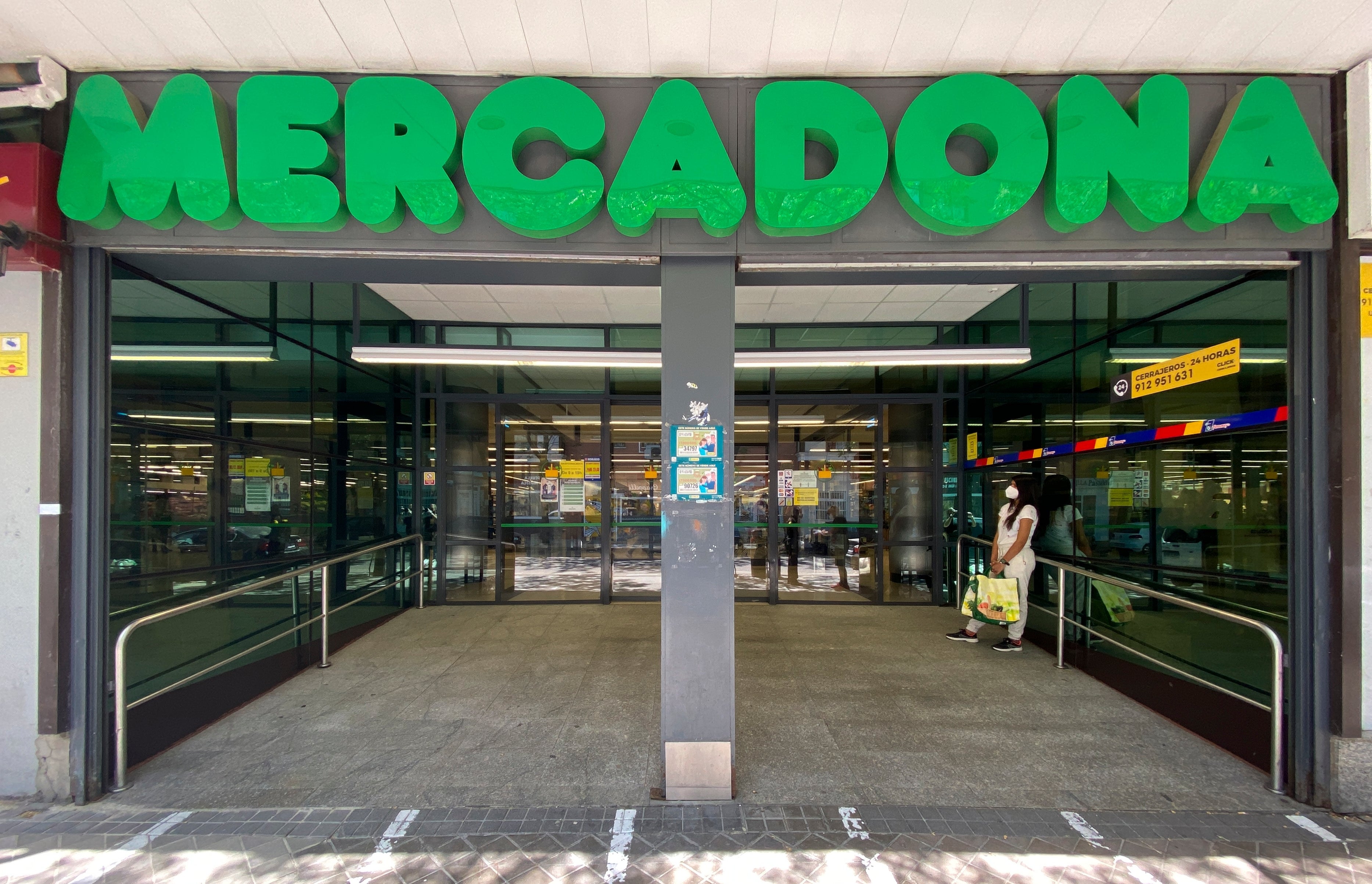 Mercadona sube un 6,5 % el sueldo a toda su plantilla Mercadona sube un 6,5 % el sueldo a toda su plantilla