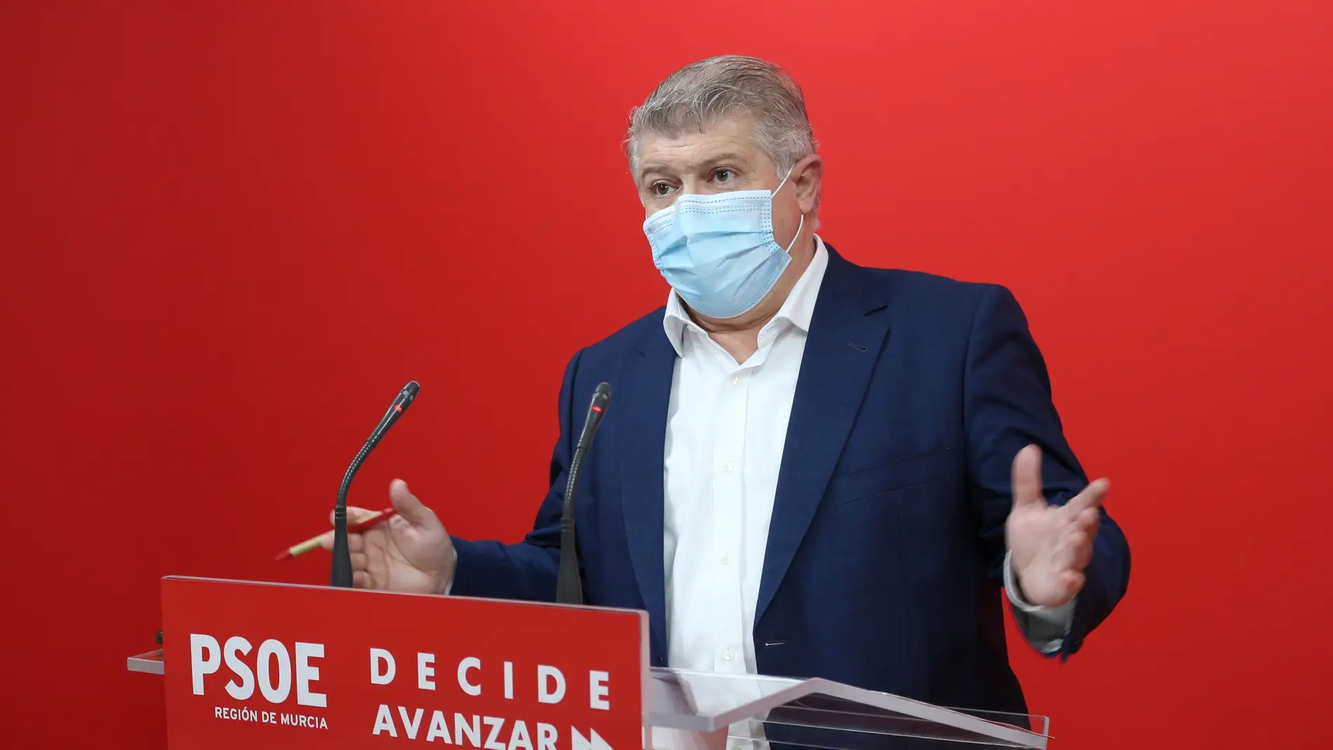 Vélez pregunta al Gobierno de López Miras "¿dónde está el dinero que está enviando el Gobierno de España para reforzar la sanidad?"